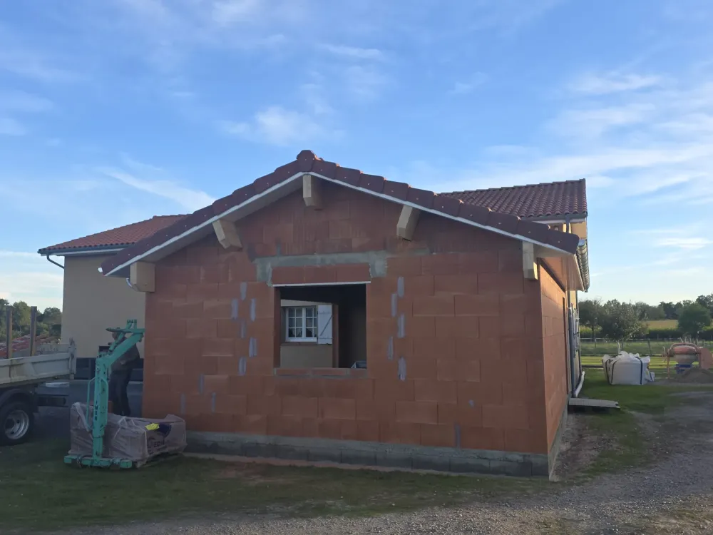 Maçonnerie à Lahitte-Toupière